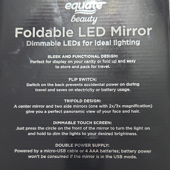 Evolute Beauty Foldable LED Mirror - Picture 3 of 4